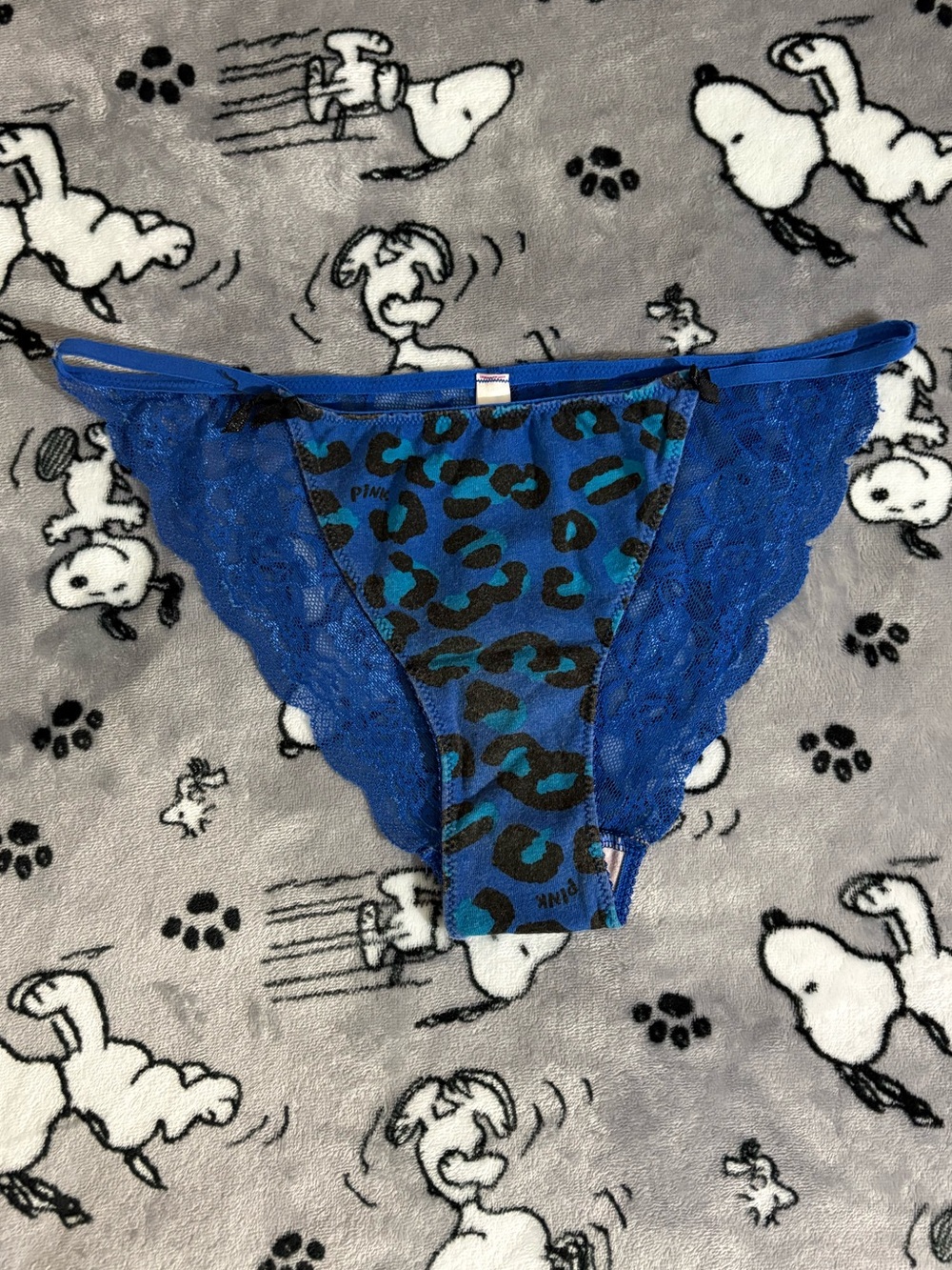VSPINK VINTAGE Blue & Black Cheetah/Lace Panties Circa.2011 Size M 💙🖤💙🖤